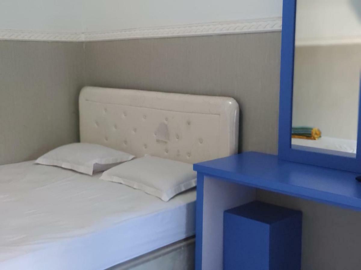 Hotel Boegenviel Syariah Lamongan Exteriör bild